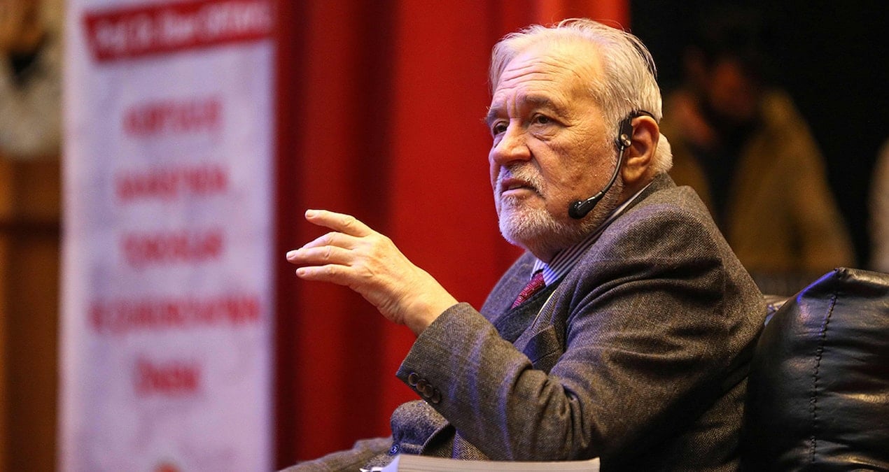 İlber Ortaylı: Ayasofya çökebilir
